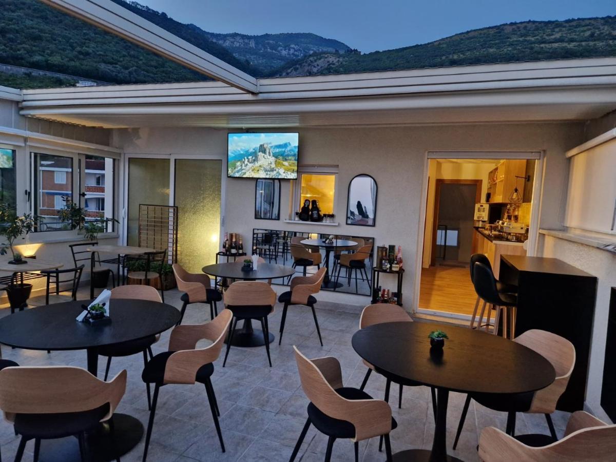 Apartmani Marina Kopitovic Petrovac Eksteriør billede