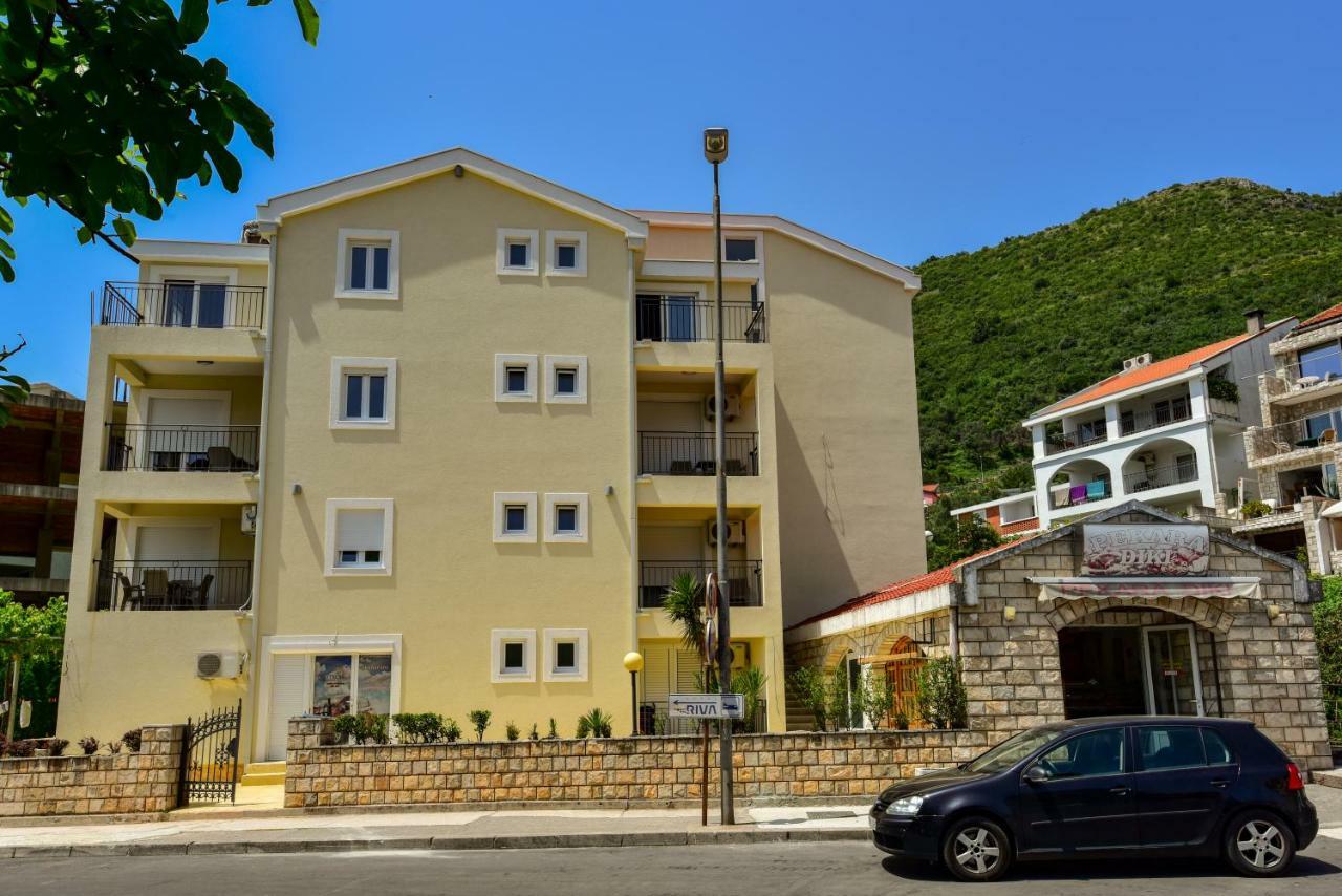 Apartmani Marina Kopitovic Petrovac Eksteriør billede